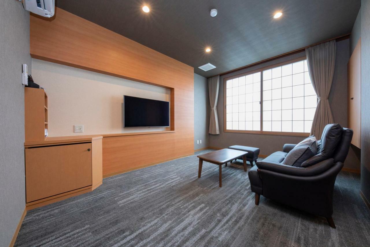 Hotel Apple Land Hirakawa Екстериор снимка